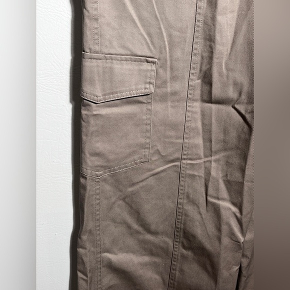 Happily Grey NWT Tan Cargo Pants SZ large - Picture 3 of 9